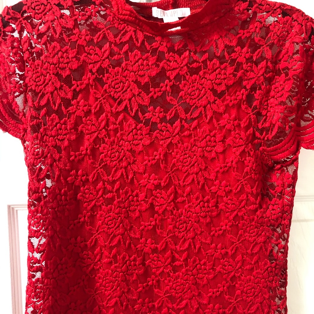Red Lacey Top 🤩♥️
